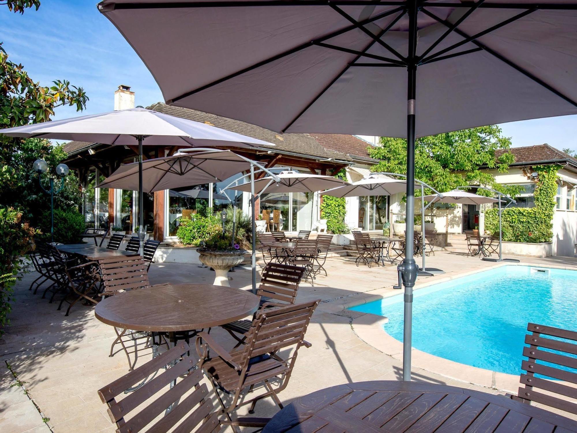 Hotel-Restaurant "La Gremelle" Ladoix-Serrigny المظهر الخارجي الصورة